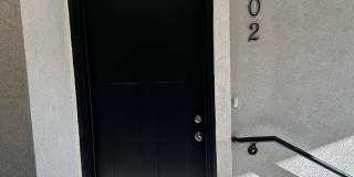Bright and Modern 3 Bed Condo in Prime Location with Pool & Clubhouse!! Bright and Modern 3 Bed Condo in Prime Location with Pool & Clubhouse!! Gallery 3