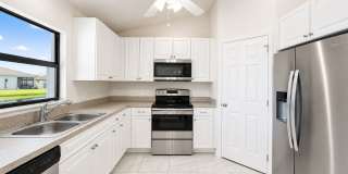 Newer Home for Rent – Live the Florida Lifestyle You've Been Dreaming Of! Gallery 8