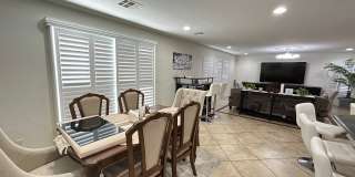 Fully Furnished 4 Bedroom 2.5 Home! Gallery 9