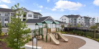 The Lindley at Grove 98 Gallery 49