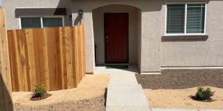 4 bedroom Townhome Gallery 1