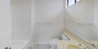 2/Bedroom Townhome in West Hills! Gallery 19