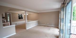 20978 TOBACCO Square Gallery 9
