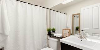 Charming 3-Bedroom Home in Magnuson Place Gallery 23