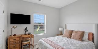 Like-new 4BR/3BA home in desirable St. Clair Place! Gallery 24