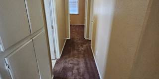 Spacious 6 bedroom , 3 bathroom home with downstairs bedroom and bath Gallery 23