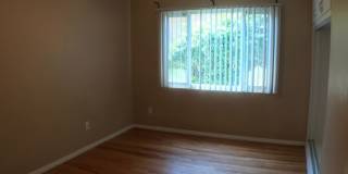 BEAUTIFUL WOOD FLOORS IN THIS- 5 BED 2 BATHROOM- Includes maid service Gallery 33