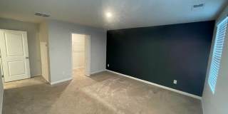 Room in 4 Bedroom Home at Bent Willow Dr Gallery 45