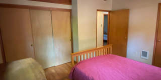 ALL UTILITIES INCLUDED! ~ 3 Bedroom 1 Bath Gallery 30