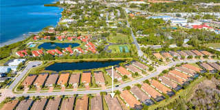 3929 WAYPOINT AVENUE Gallery 38