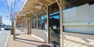 212 FREDERICK Avenue S Gallery 81