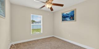 5547 NW Cordrey Street Gallery 18