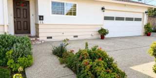 Lovely 3 bedroom 2 bathroom home in San Jose. Available for rent Now! Gallery 1