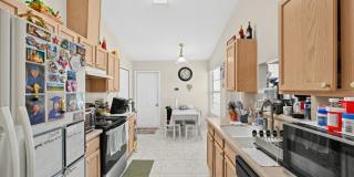 Spacious 4BR House in Orange Park Gallery 11