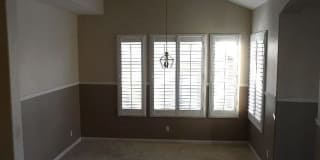Lovely 5 Bed/3 Bath Home At Chapman Heights Community! Gallery 11