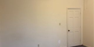 219 E Taylor Street Gallery 6