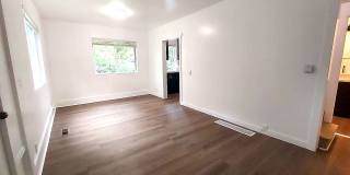 Spacious 4BD/3BA with Fenced Yard & Front Porch in North Seattle! Gallery 5