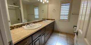 ALMADEN VALLEY - Sharp home with 4 large bedrooms (plus bonus room) and 3 full bathrooms, pool. Gallery 12