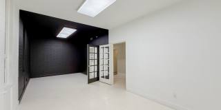 1029 N CENTRAL AVE Gallery 18