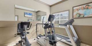 Beautiful furnished & turnkey ready  2/2 unit available now for an annual lease Gallery 40