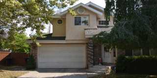 Bright Holladay 4 Bed Home – High Ceilings in Prime Location!! Gallery 1