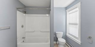 Pawtucket/Woodlawn Single Family Home - $2,695 Gallery 9