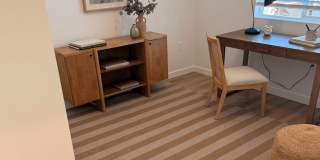 Aspan Square Gallery 14