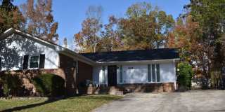 Beautiful Ranch Home Gallery 1
