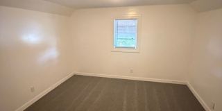 1506 Phillips Ave Gallery 6