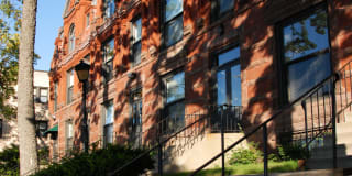 Laurel Village Gallery 26