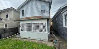 Newly Renovated 3BR 1BA home in Beaver Falls Gallery 1