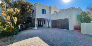 Modern, Updated 3-Bedroom Home in Stoneridge with Air Conditioning Gallery 1