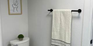 The White House Apts Gallery 7