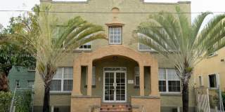 237 NW 10th Ave Gallery 1