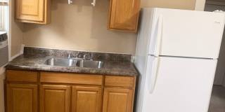 2 bedroom duplex in the highlands! Gallery 17