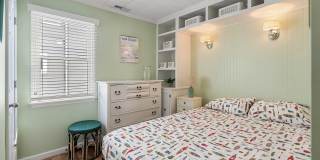 167 4th Avenue Gallery 18