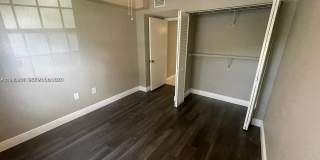 2811 N Oakland Forest Dr Gallery 11