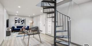 129 Russell Street Gallery 1