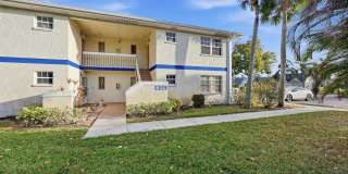 1502 SE Royal Green Circle Gallery 1