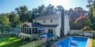 11 Anyhow Lane Gallery 1