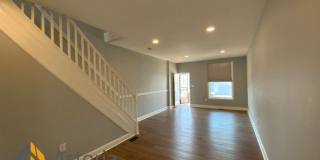 End Unit 3 Bedroom + Den with Backyard and Semi Finished Basement Gallery 9