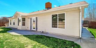 Beautiful 3 bedroom Fruita Home Gallery 11