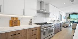 413 E Edgewater Avenue Gallery 19