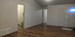 28 Empire Loop Gallery 4