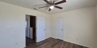 SECTION 8 ACCEPTED - BRAND NEW FLOORING - AVAILABLE & MOVE-IN READY! Gallery 22