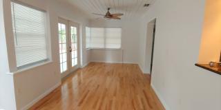 Stunning Pool Home in Sapphire Shores – West of the Trail Near the Ringling Museum Gallery 4