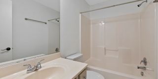 Beautiful 4 Bed 3 Bath in Andover School District! Gallery 25