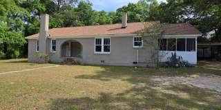 1817 Middleton Street Gallery 1