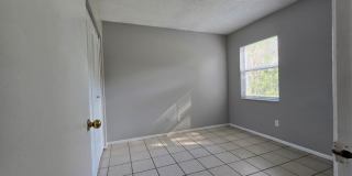 7186 East Bank Drive Gallery 5