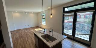 Walkable Sunny West End 2b 1.5ba in downtown San Rafael Gallery 1